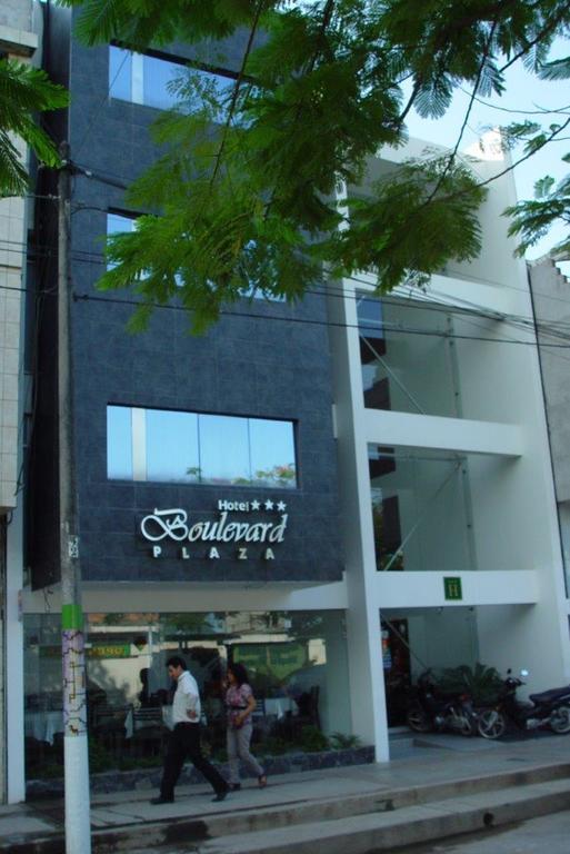 Hotel Boulevard Plaza Пукальпа Екстер'єр фото